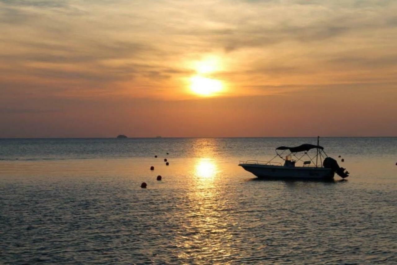 منتجع وسبا ذا صن ست بيتش تالنج نجام Taling Ngam Beach المظهر الخارجي الصورة