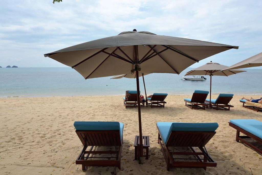 منتجع وسبا ذا صن ست بيتش تالنج نجام Taling Ngam Beach المظهر الخارجي الصورة